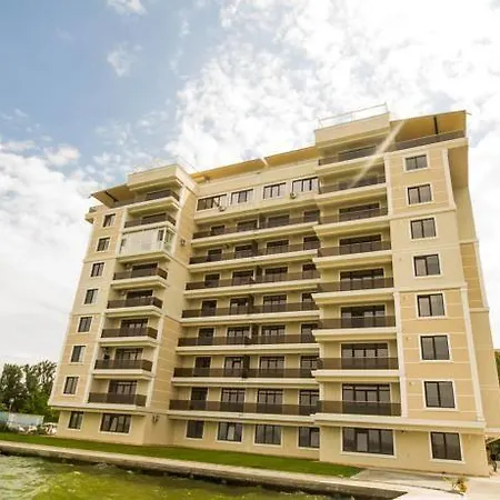 Solid House Mamaia