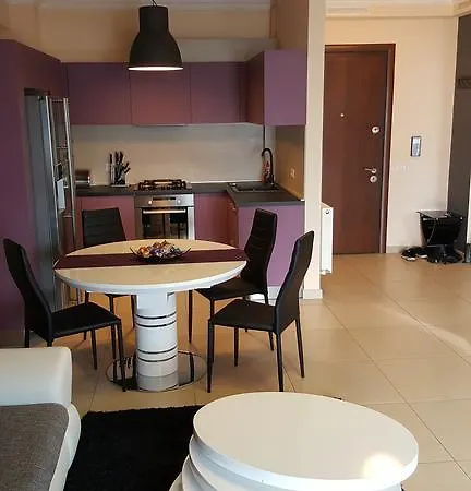 Solid House Apartment *