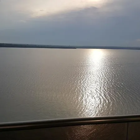 Apartament Solid House