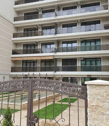 Apartment Solid House