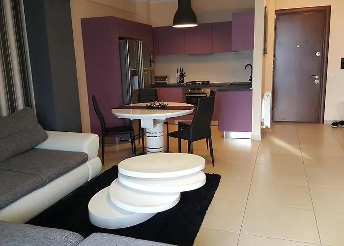 Apartment Solid House *